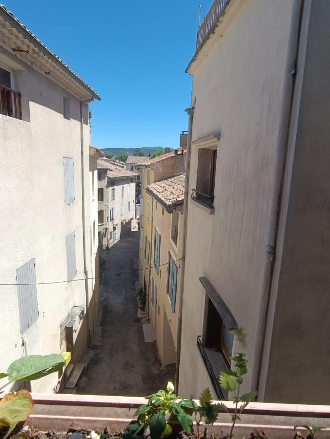 La suite du beffroi Malaucène Exteriör bild
